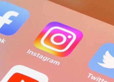 Instagram suspends anti-pedophile group