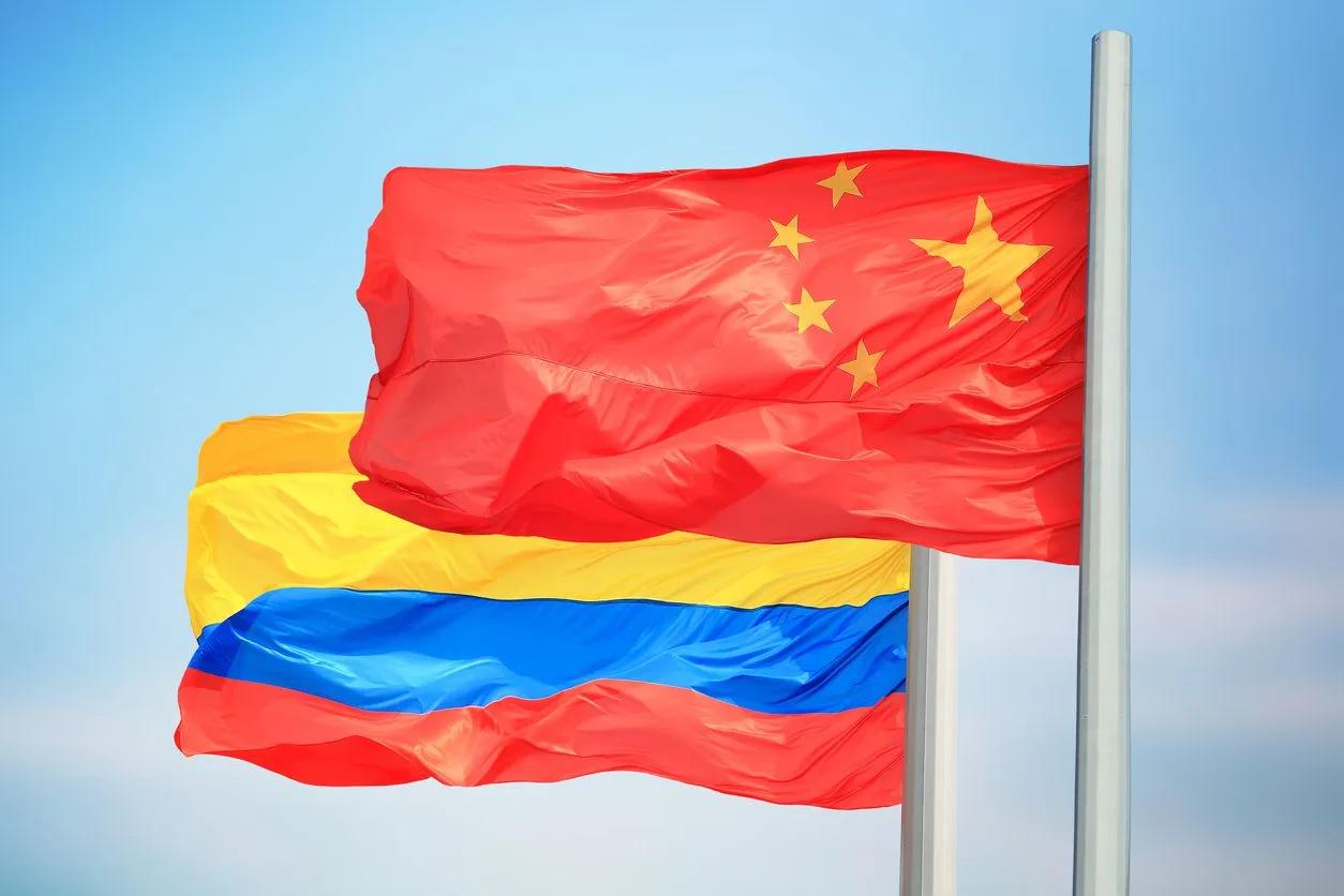 Colômbia e China assinam 12 acordos e uma declaração conjunta para estabelecer 'parceria estratégica'
